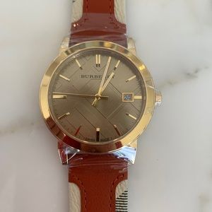 Burberry Women Luxury Gold Check Dial Watch BU9016